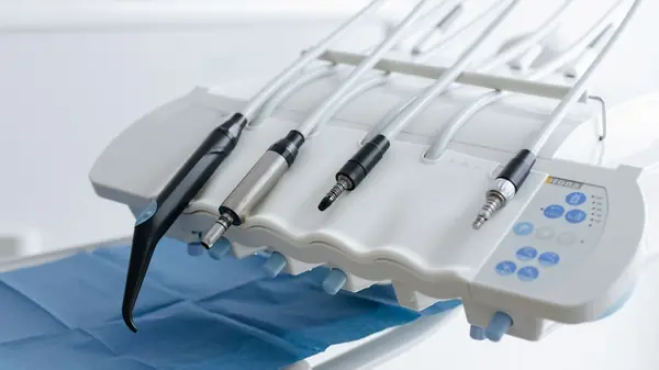 Guia de Especialidades da Odontologia: Saiba Qual Dentista Procurar para Cada Caso